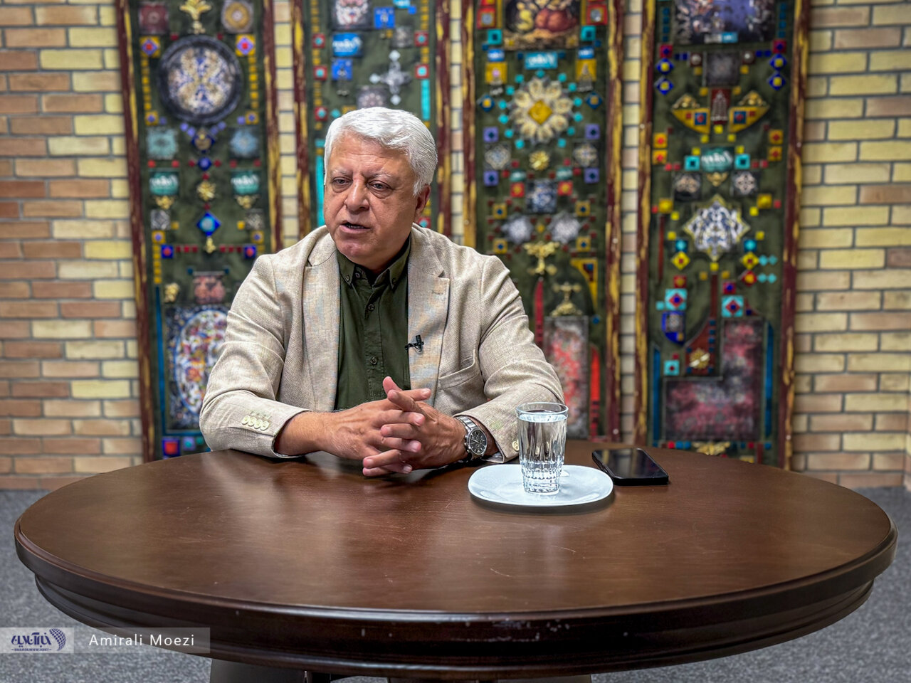 فیاض زاهد: ایران هم این اورانیوم را تحویل خواهد داد و هم غنیسازی را برای مدتی طولانی فریز خواهد کرد فیاض زاهد: ایران هم این اورانیوم را تحویل خواهد داد و هم غنیسازی را برای مدتی طولانی فریز خواهد کرد