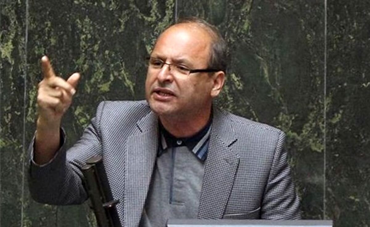 نماینده مجلس: همین که با مذاکره بتوانیم وقوع جنگ را عقب بیندازیم هم خوب است